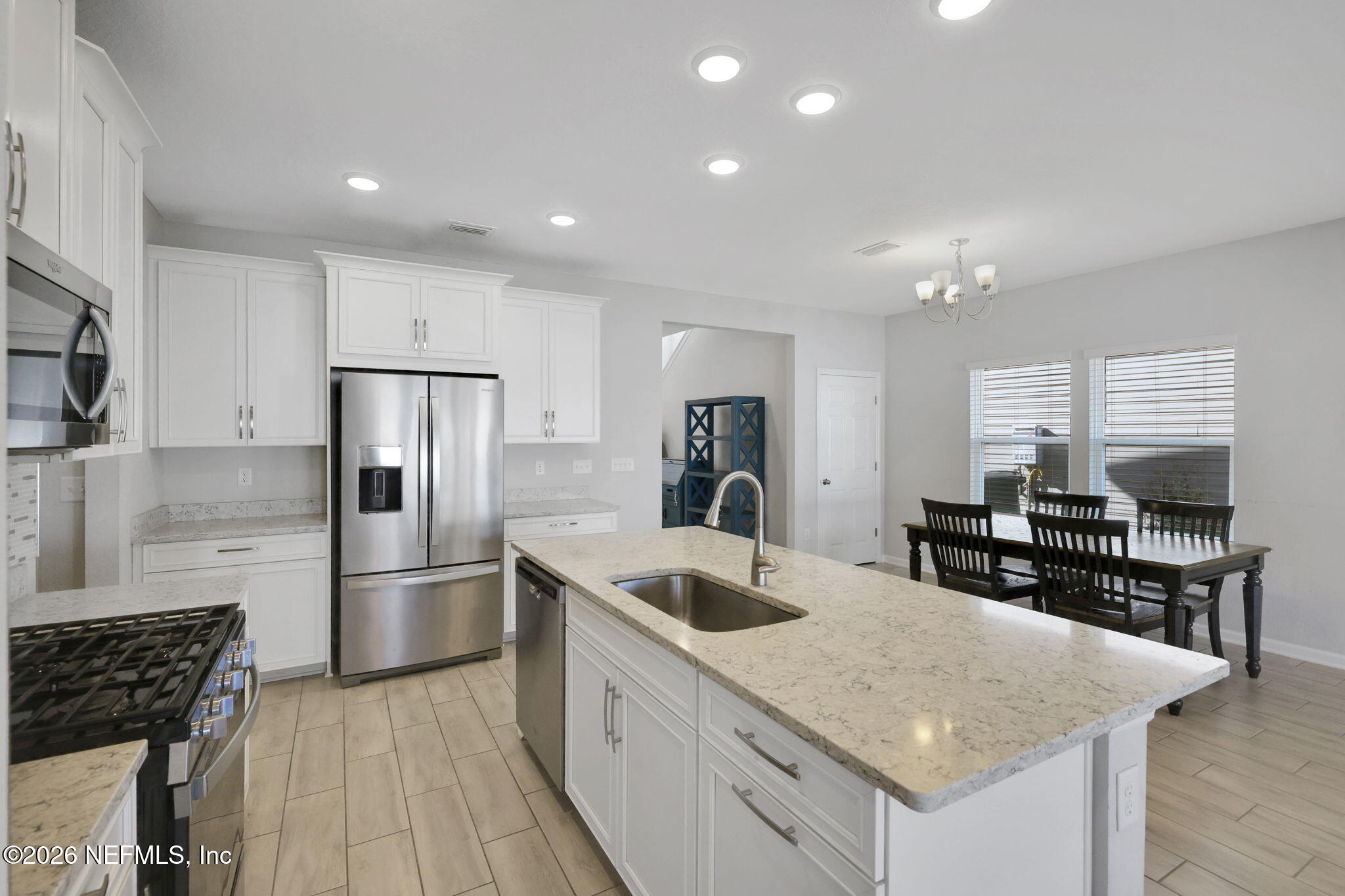 383 NARROWLEAF Drive, St. Johns