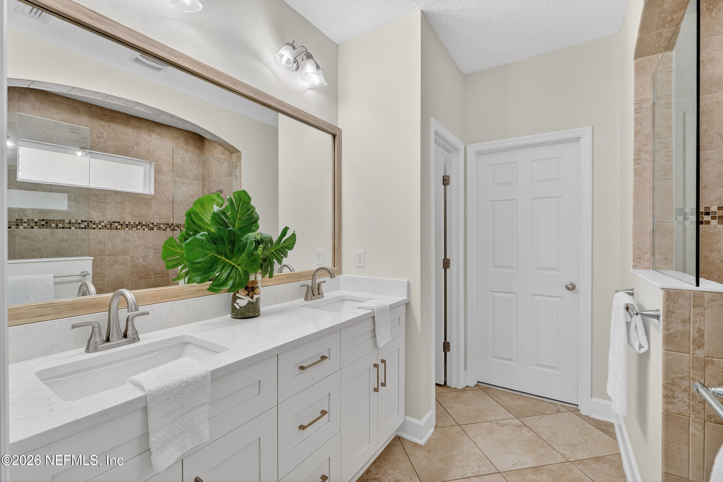 75 BROOK HILLS Drive