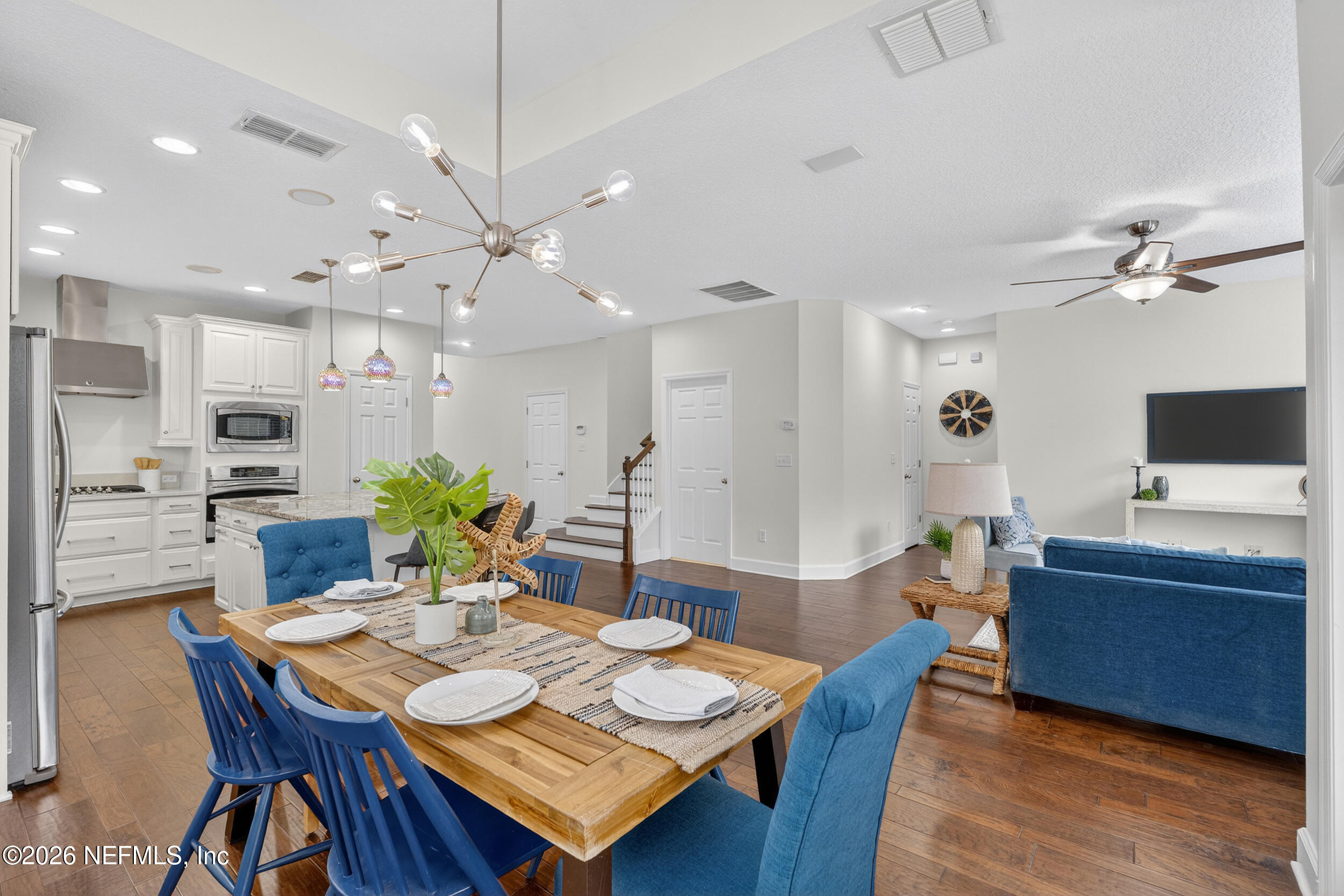 75 BROOK HILLS Drive