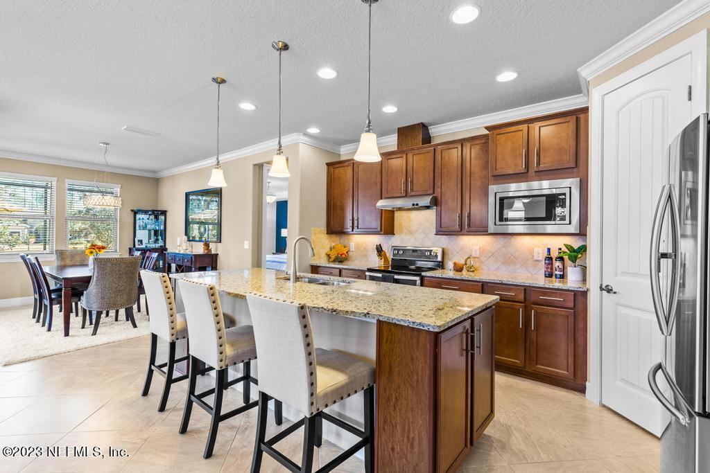 280 WINDING PATH Drive