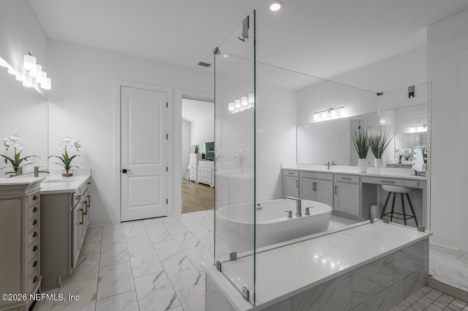 231 SEAGROVE Drive