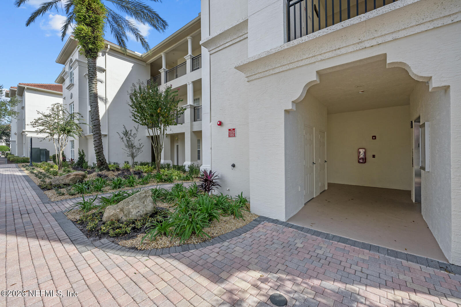 13846 ATLANTIC Boulevard 809