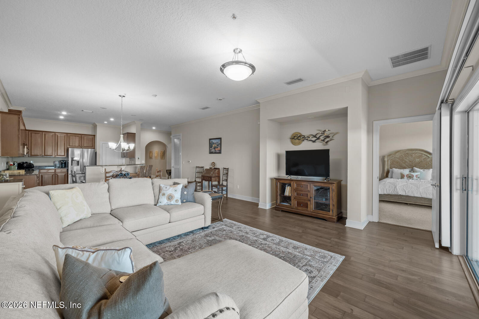 13846 ATLANTIC Boulevard 809