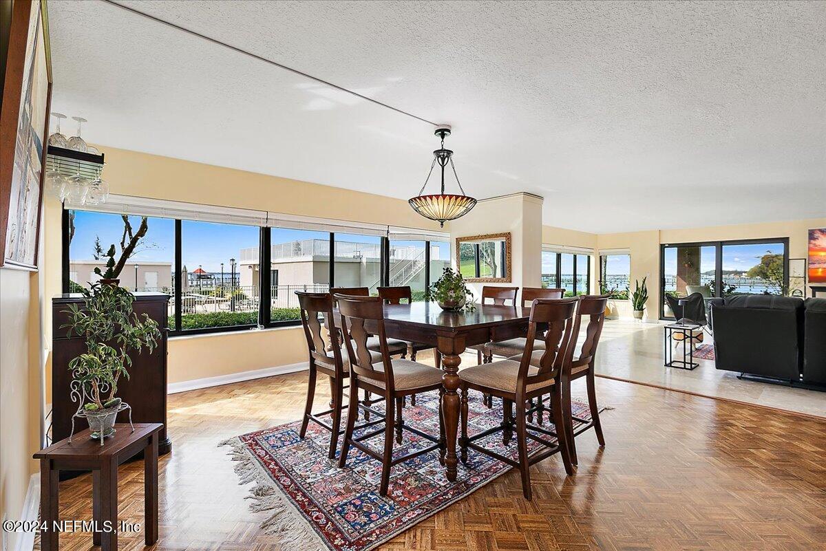 6000 SAN JOSE Boulevard 101