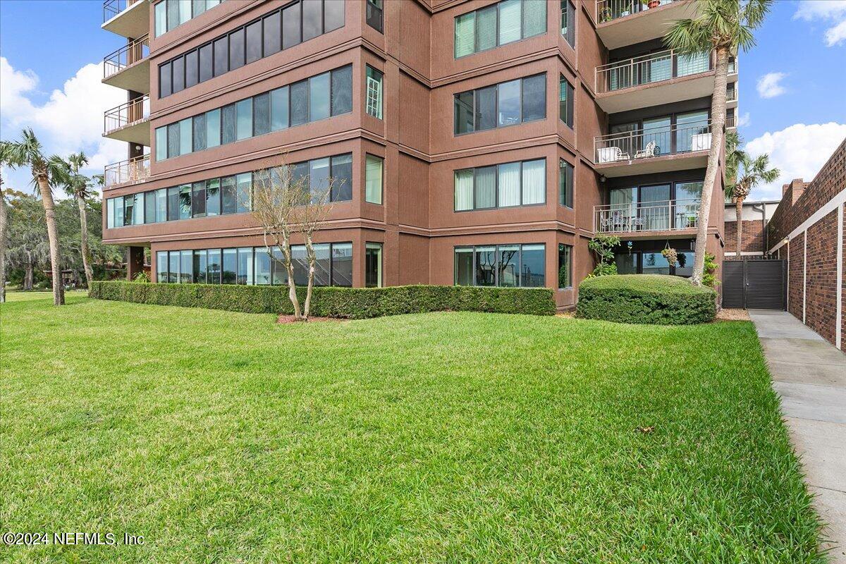 6000 SAN JOSE Boulevard 101