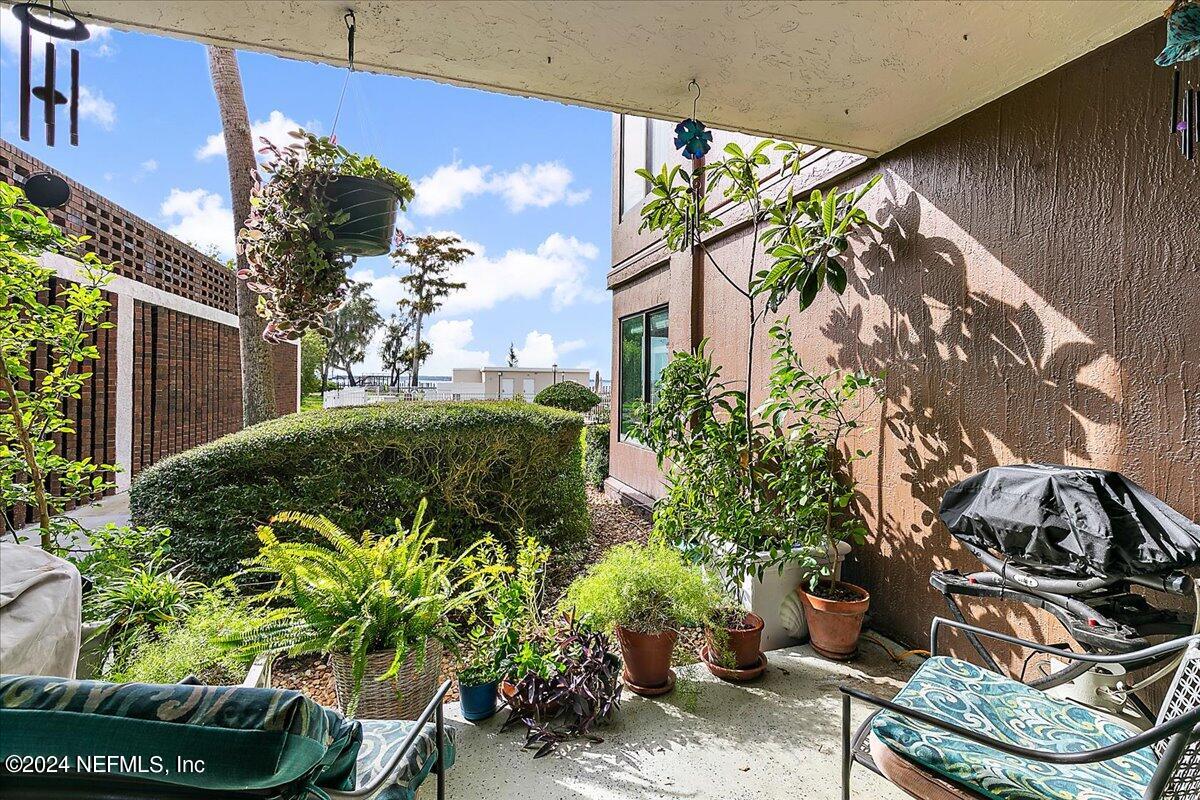 6000 SAN JOSE Boulevard 101