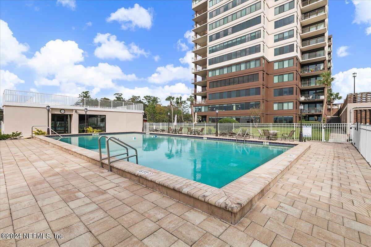 6000 SAN JOSE Boulevard 101