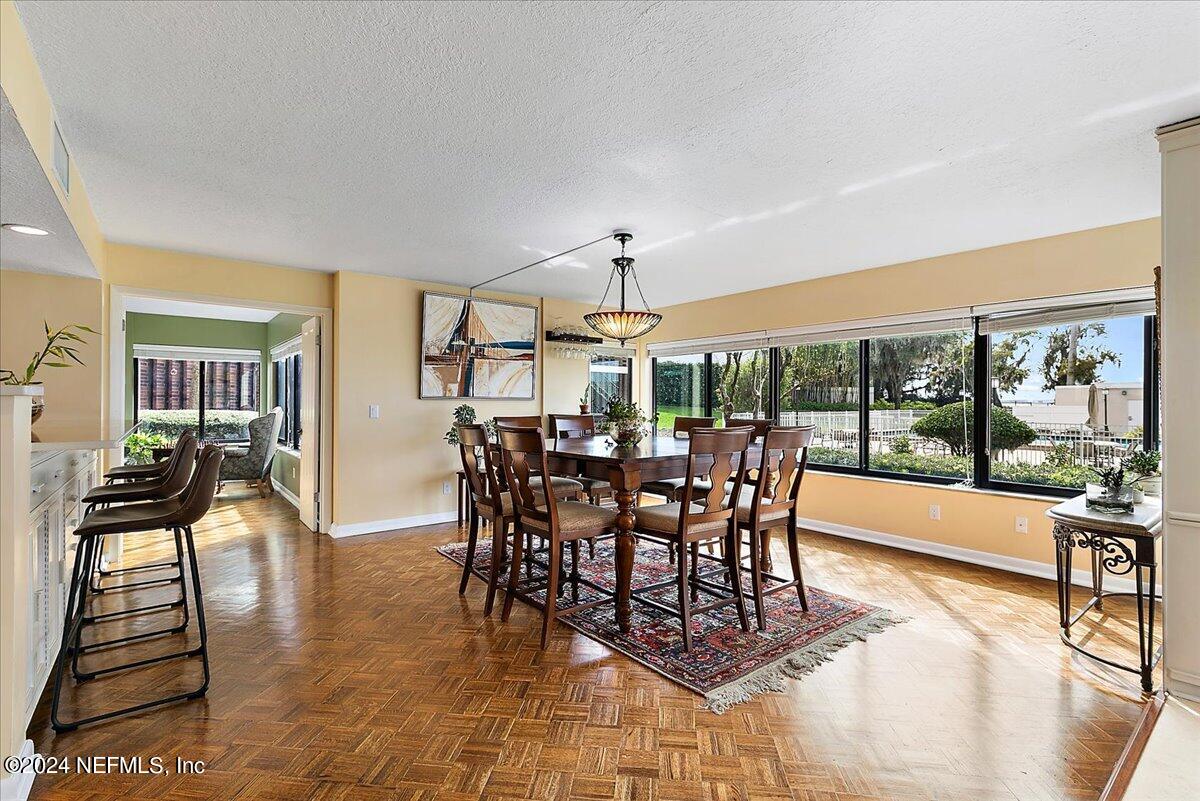 6000 SAN JOSE Boulevard 101