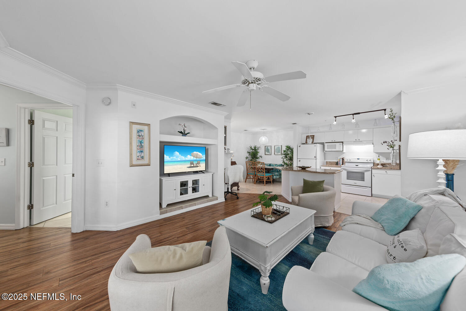 3591 KERNAN Boulevard S 807