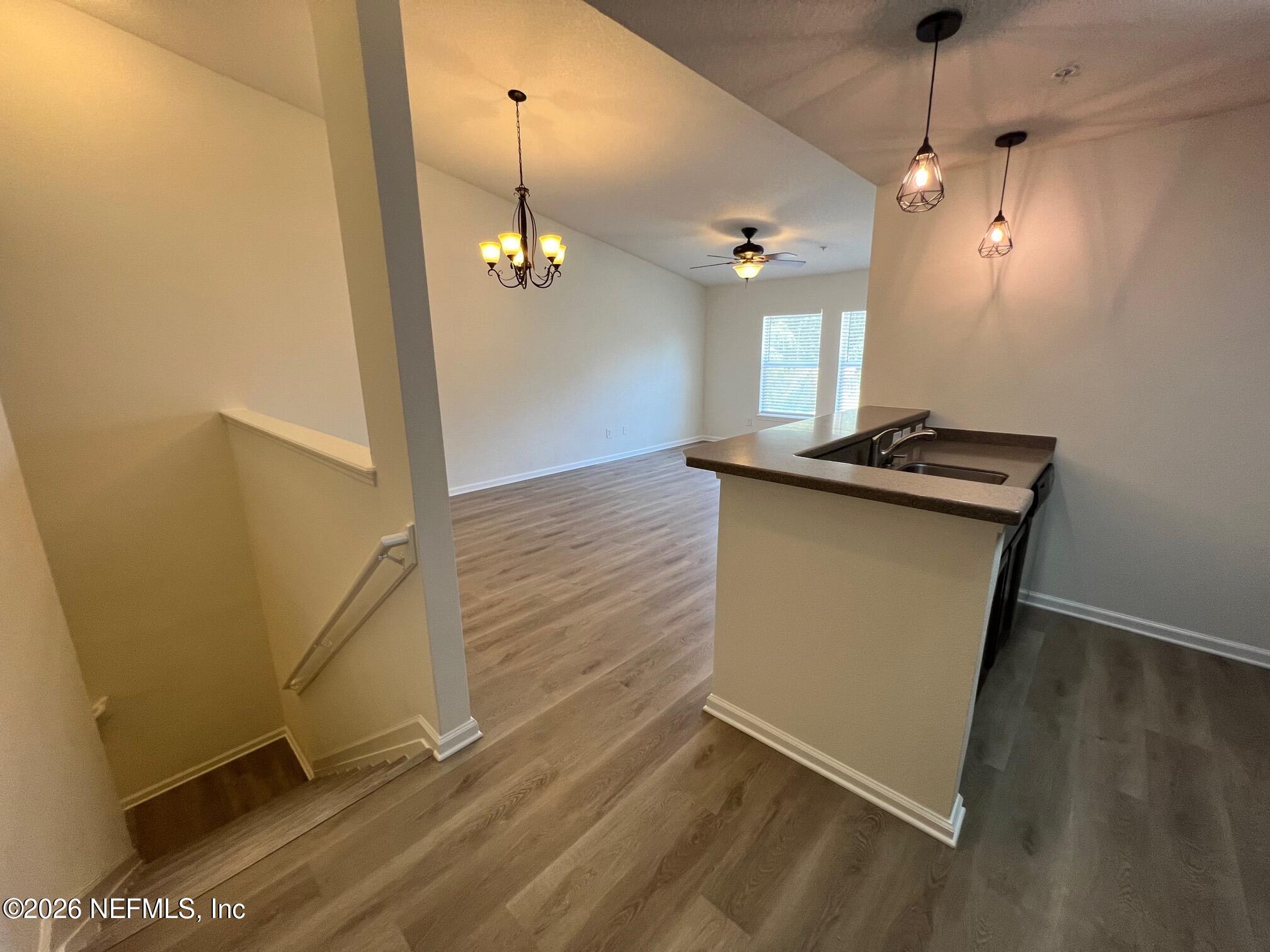 13811 HERONS LANDING Way 9