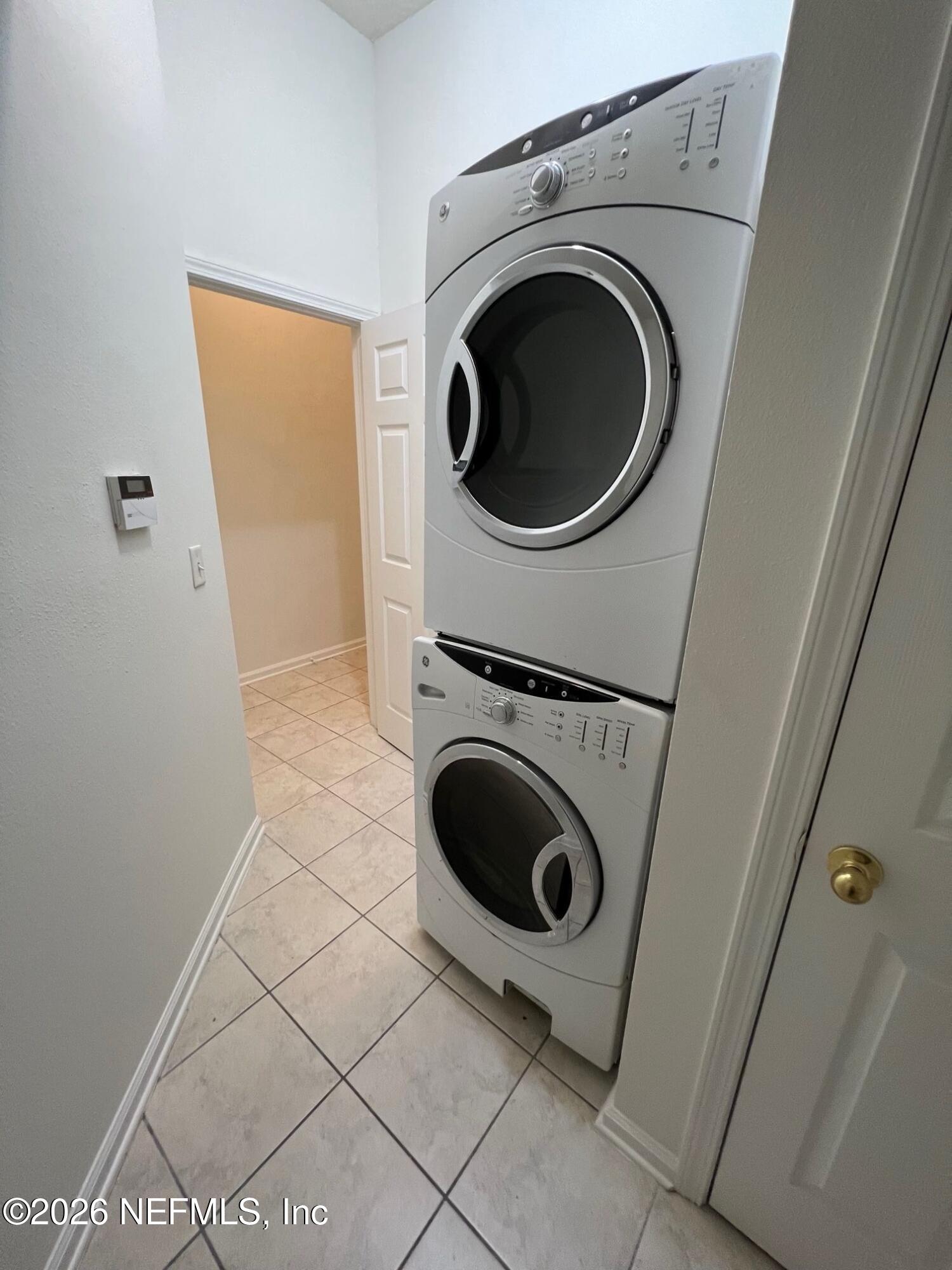 13811 HERONS LANDING Way 9