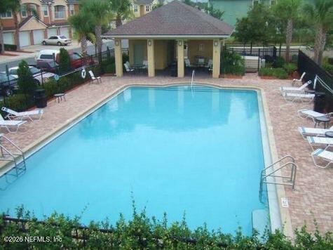 13811 HERONS LANDING Way 9