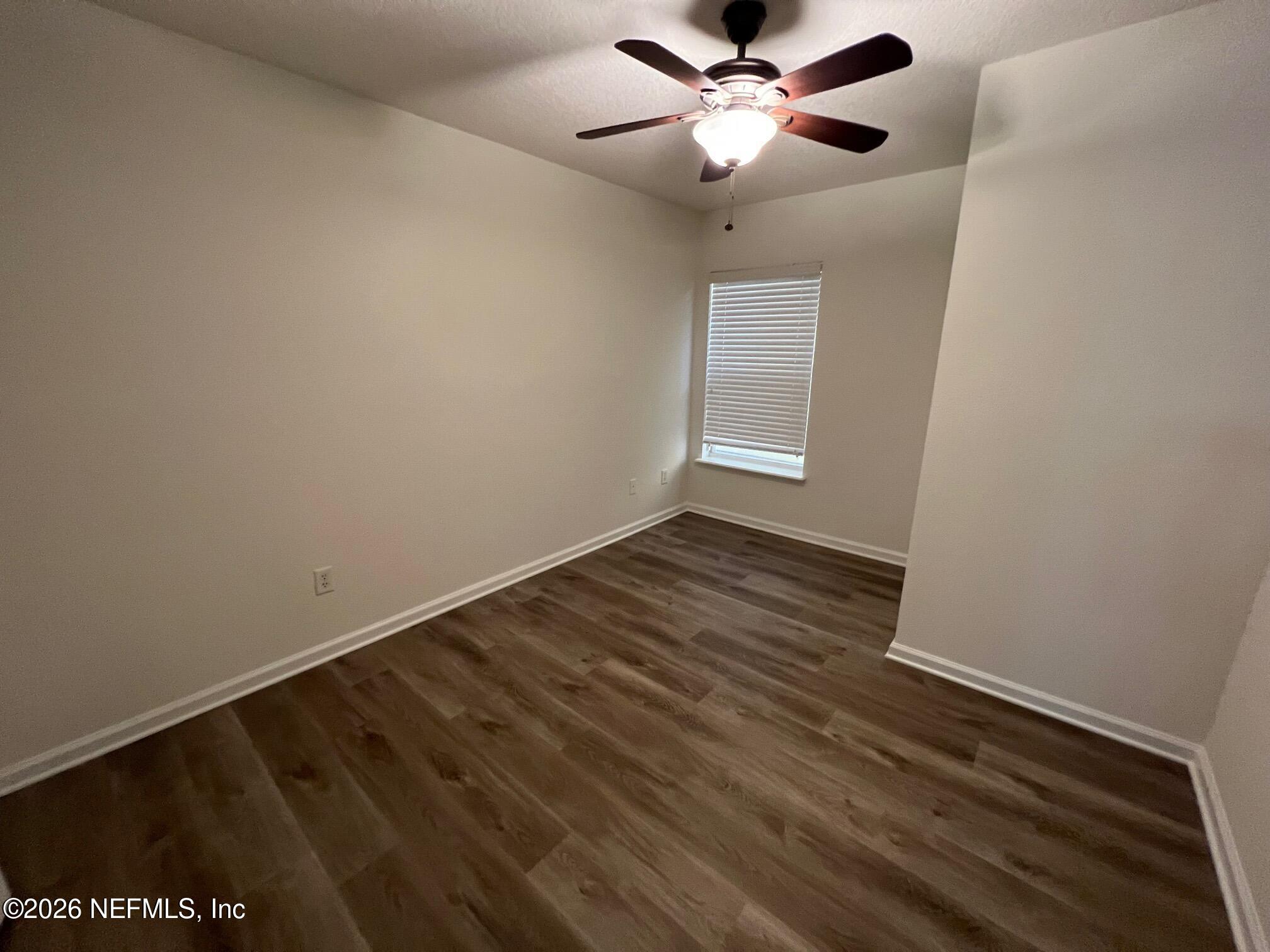 13811 HERONS LANDING Way 9