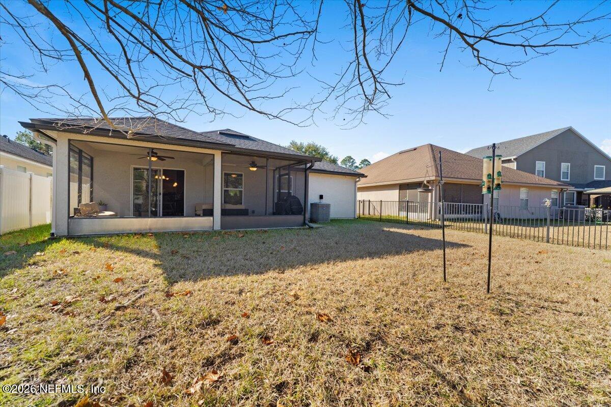 4150 VICTORIA LAKES Drive W