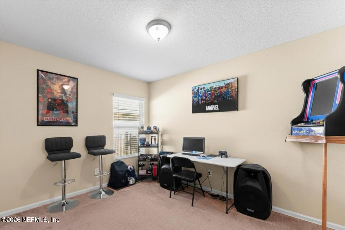 4150 VICTORIA LAKES Drive W