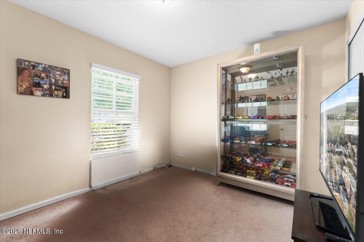 4150 VICTORIA LAKES Drive W