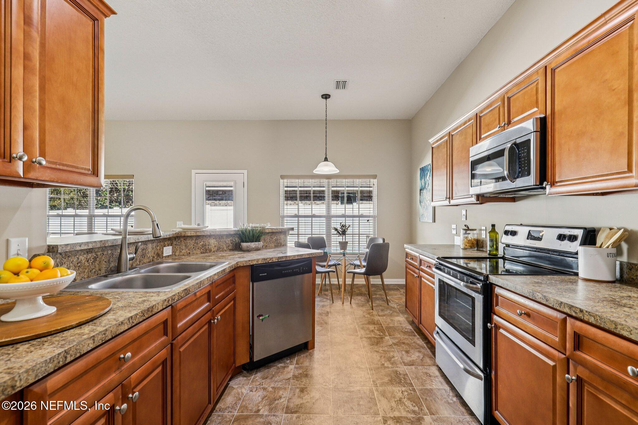 87083 CHESAPEAKE Avenue