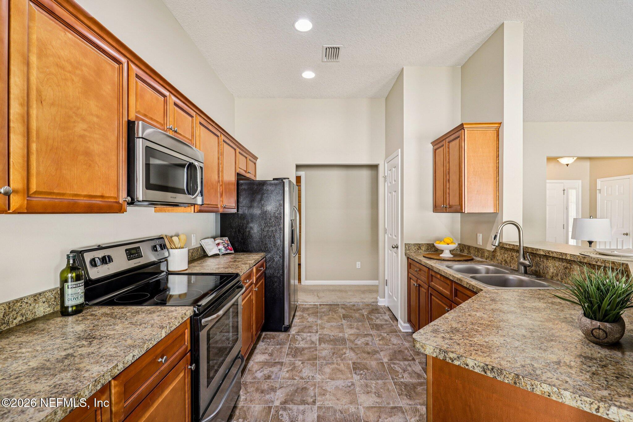 87083 CHESAPEAKE Avenue