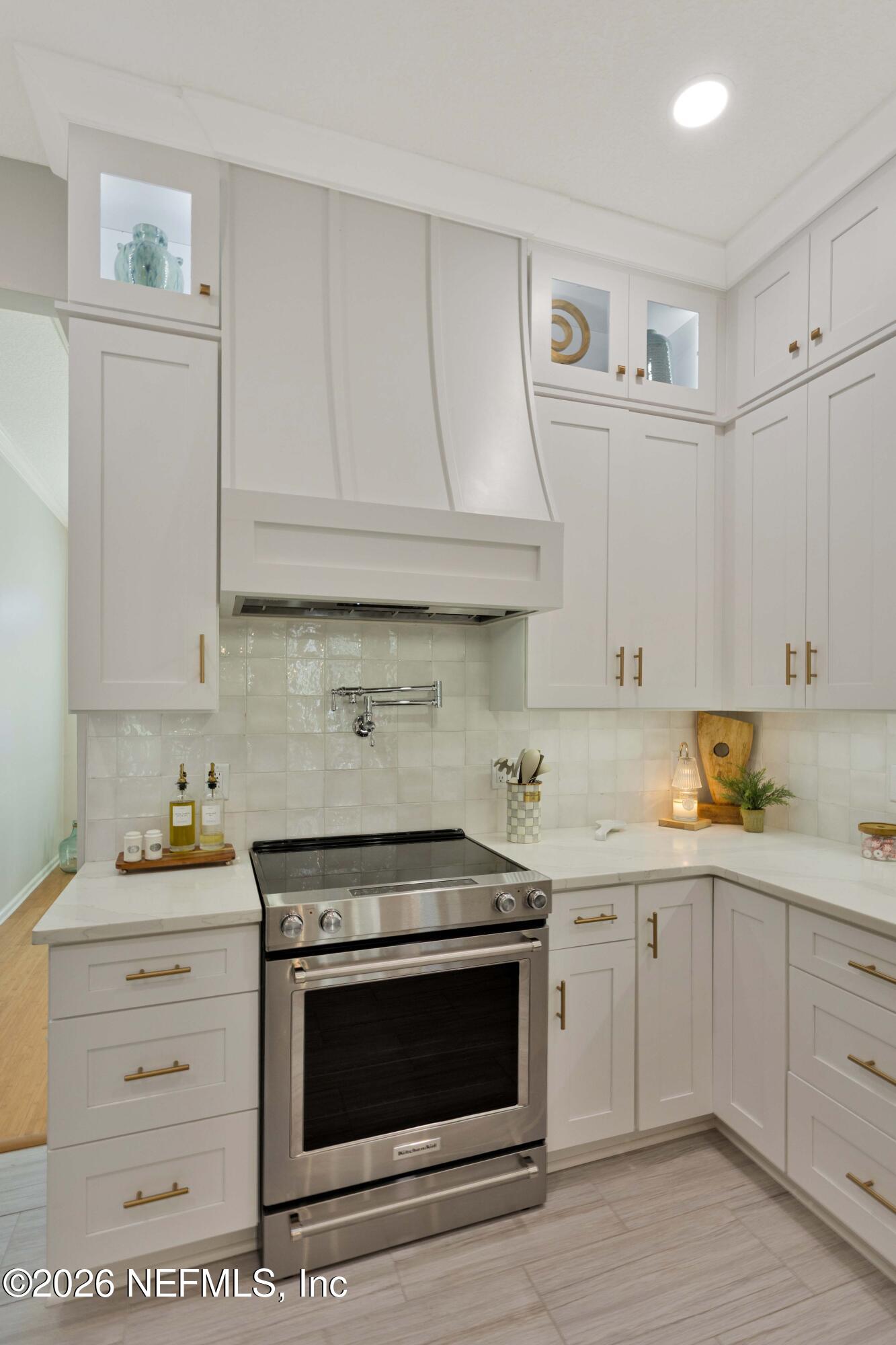 2343 FOXHAVEN Drive E