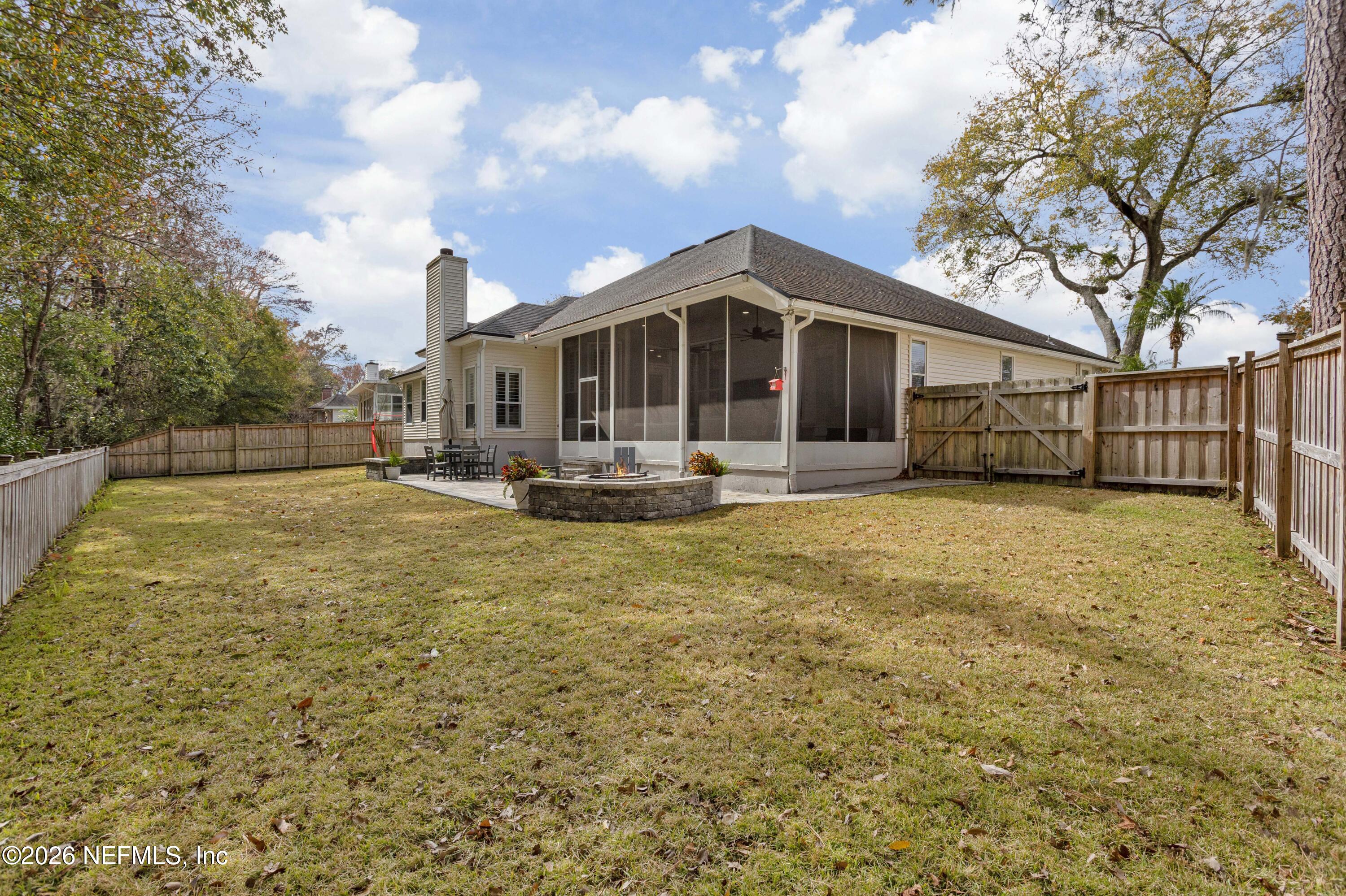 2343 FOXHAVEN Drive E