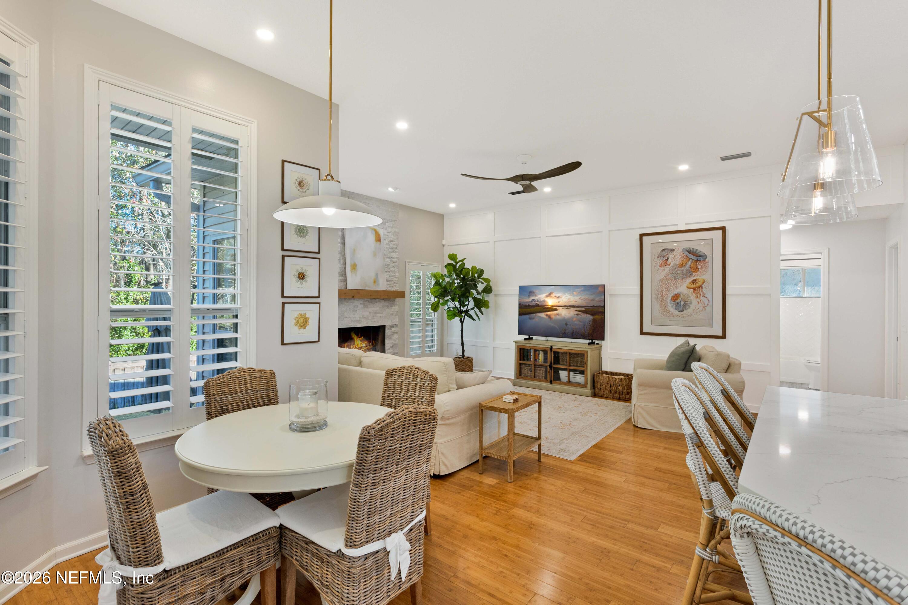 2343 FOXHAVEN Drive E