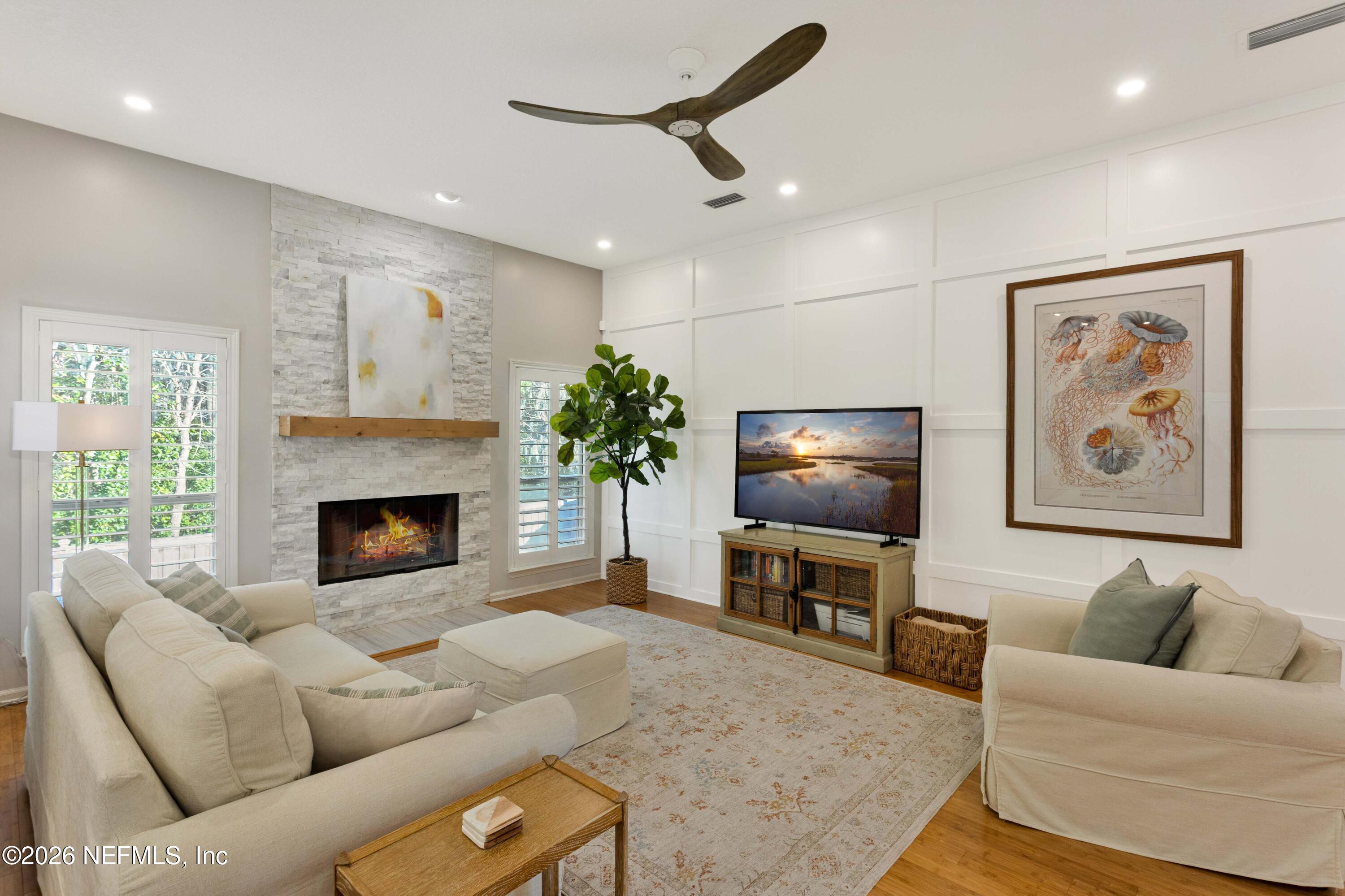 2343 FOXHAVEN Drive E