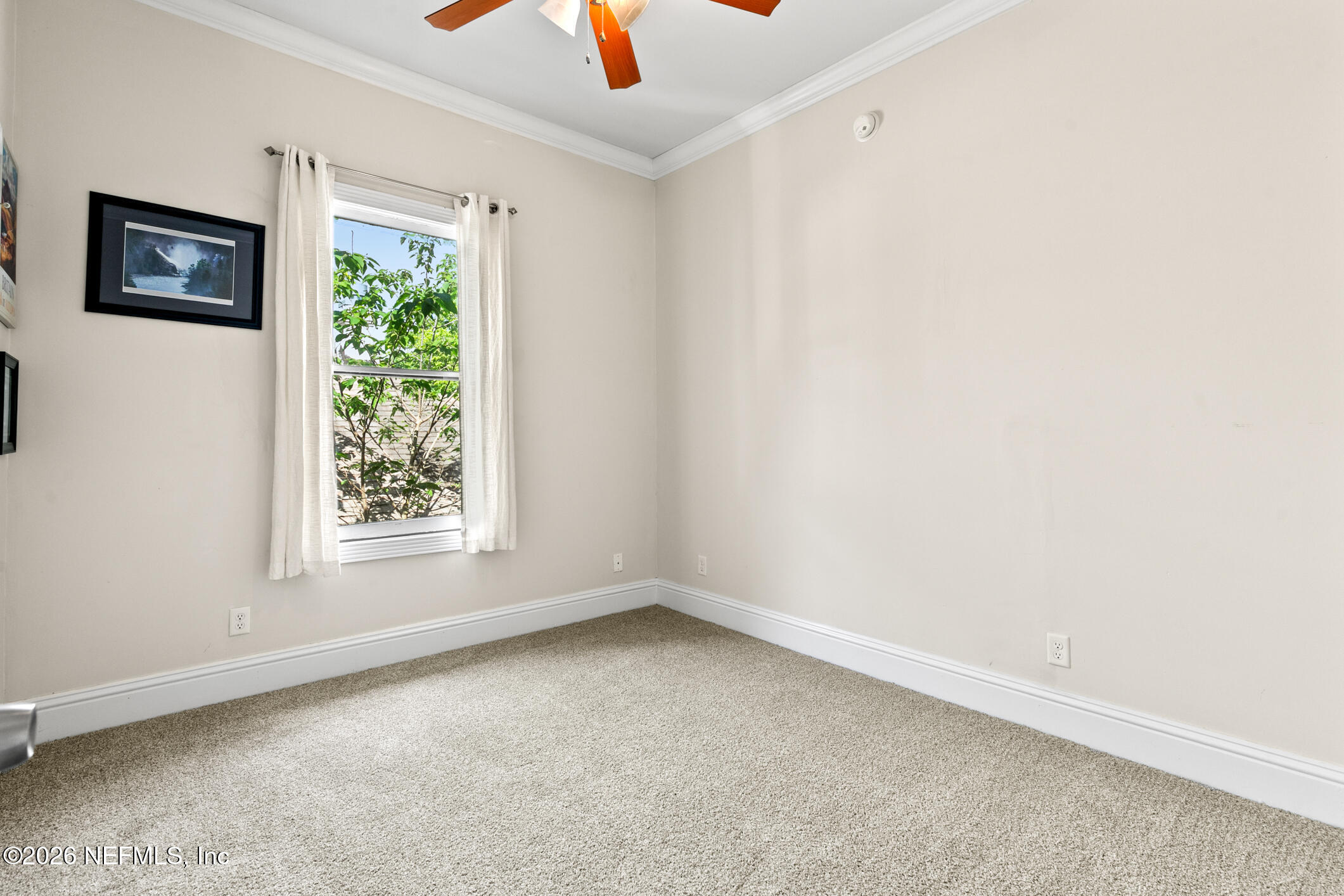 423 WALNUT Court