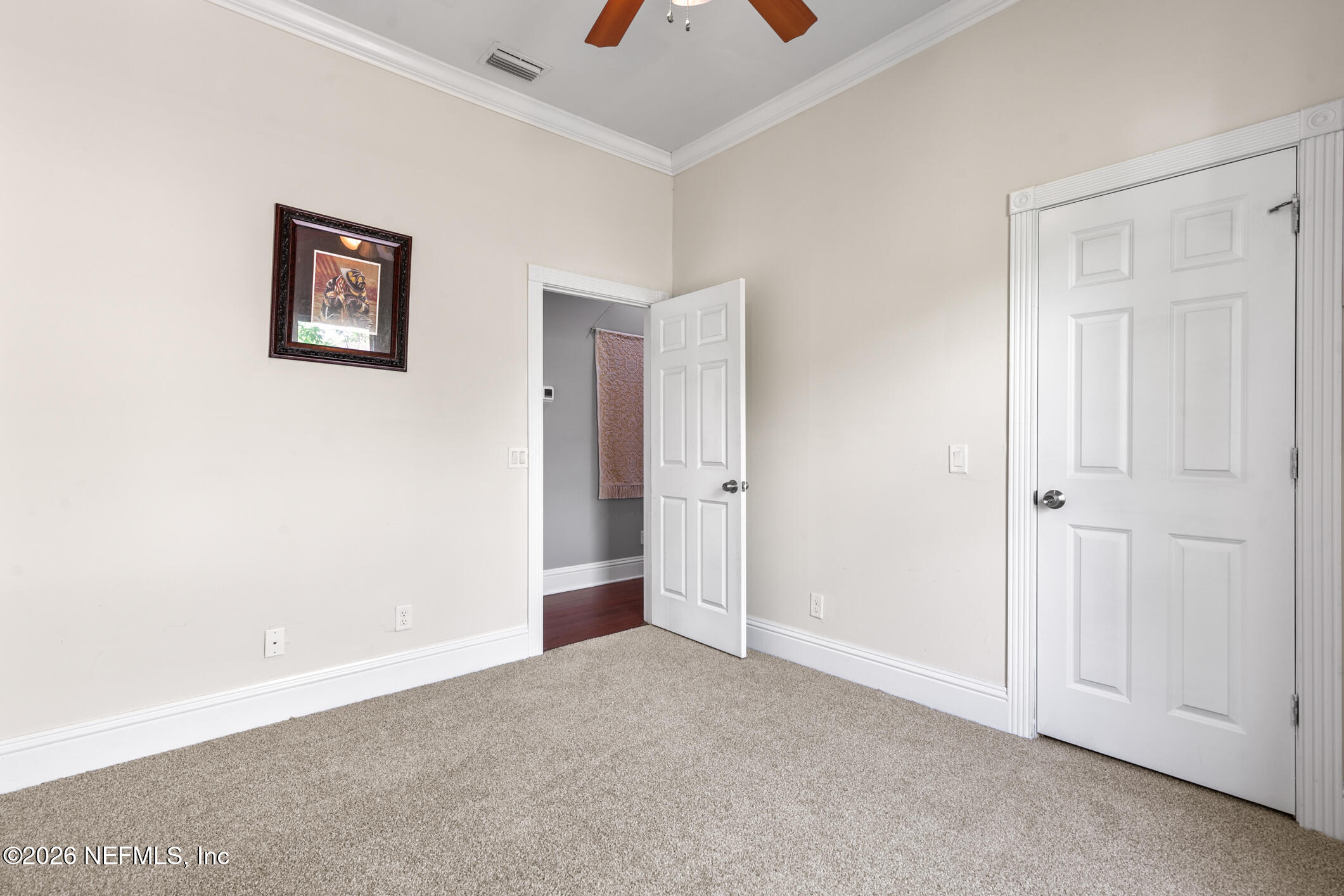 423 WALNUT Court