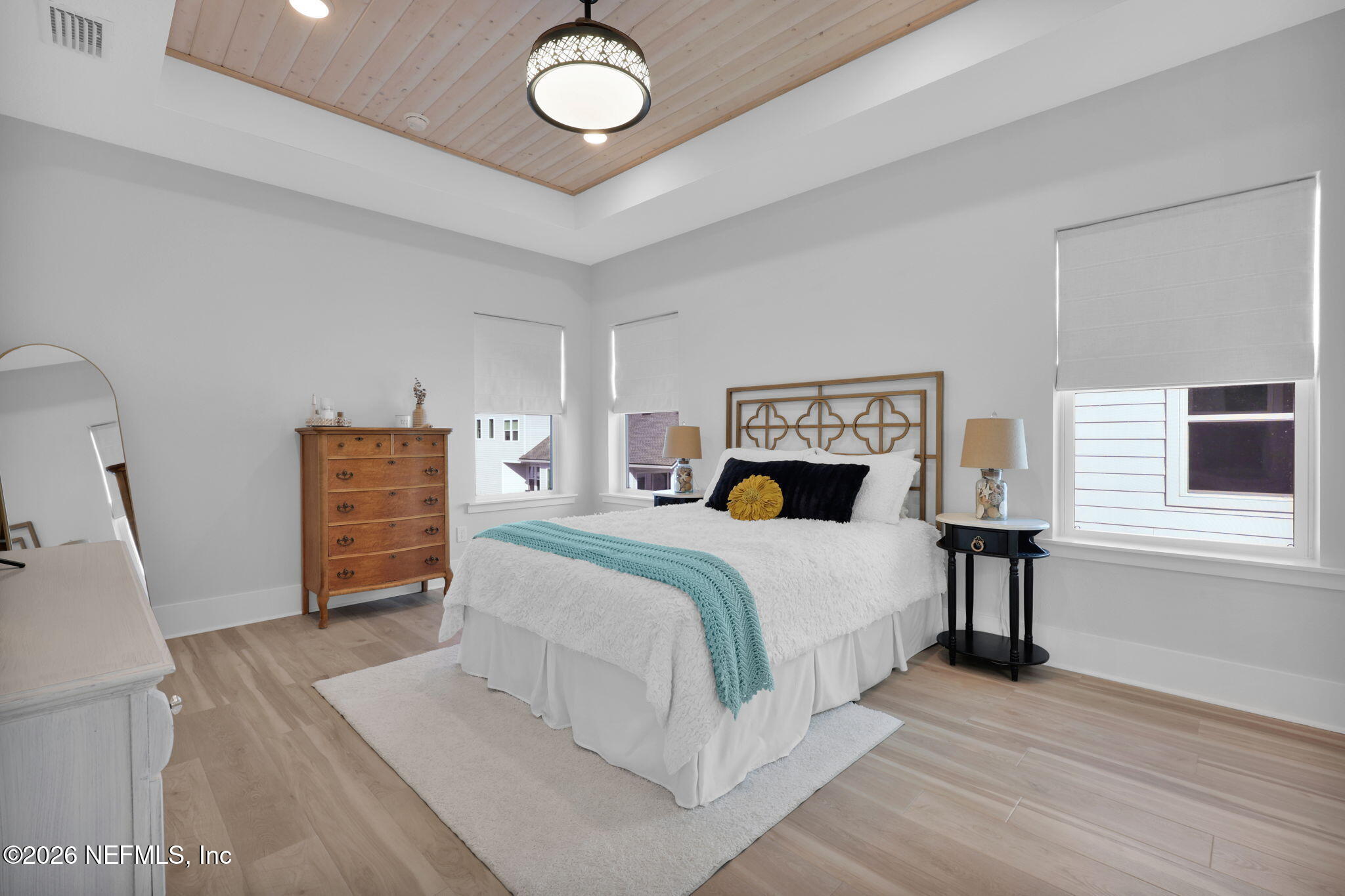 102 BLUE OAK Court