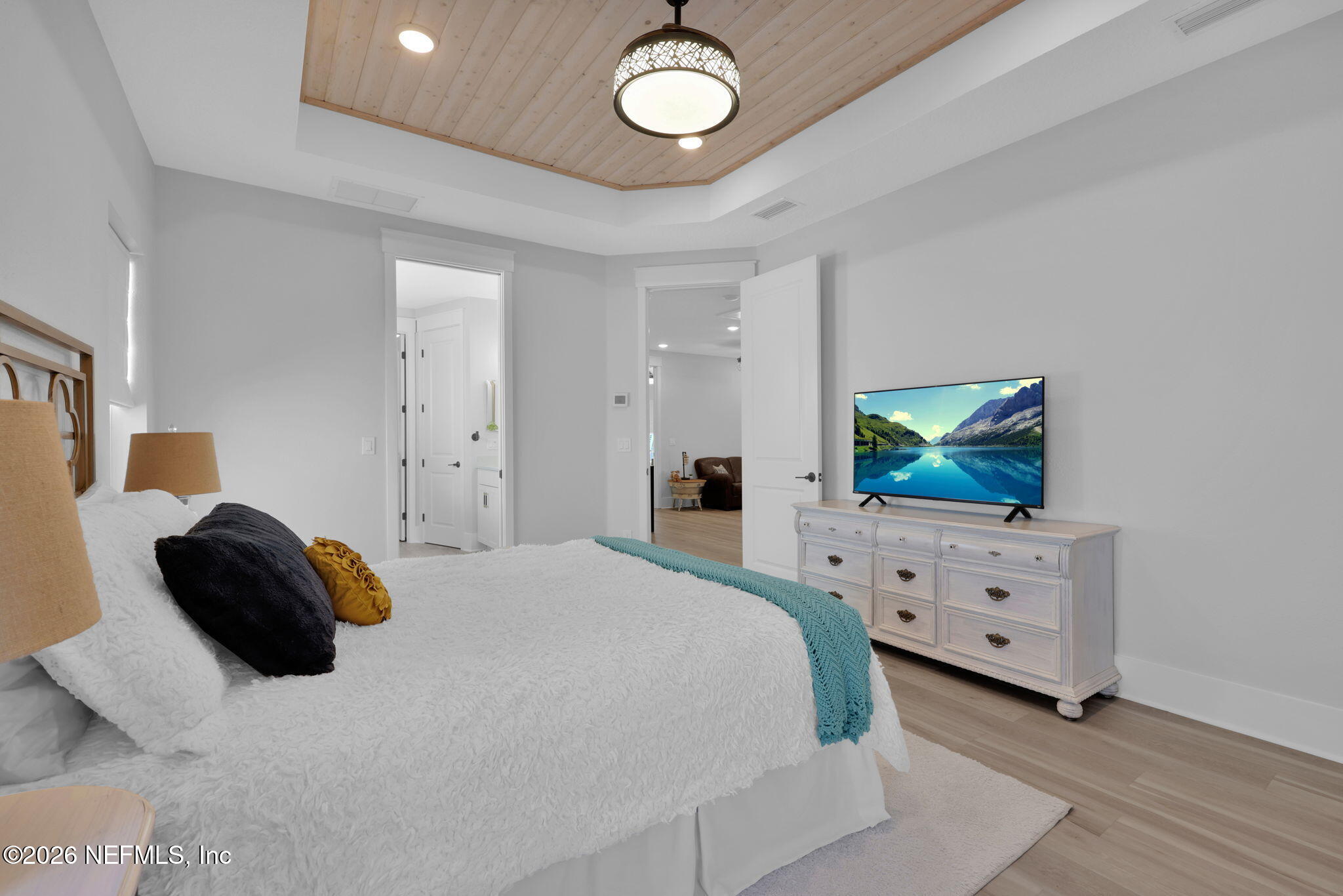 102 BLUE OAK Court