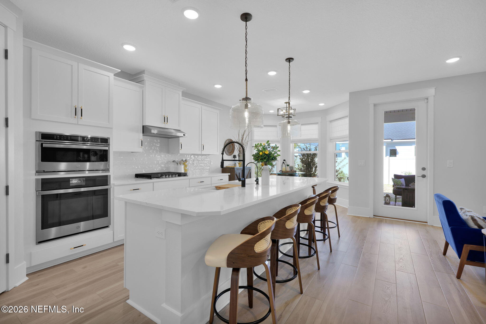102 BLUE OAK Court