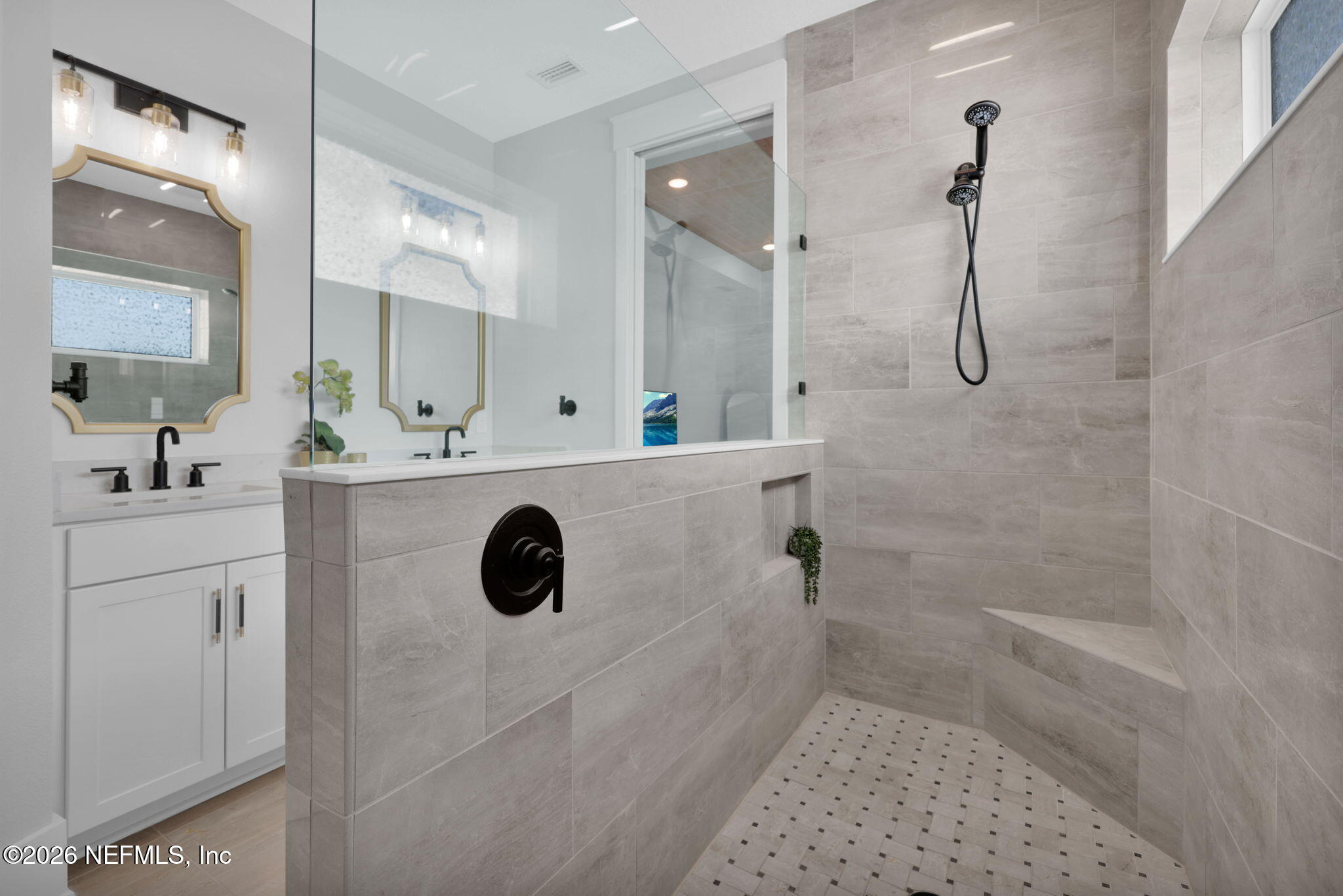 102 BLUE OAK Court