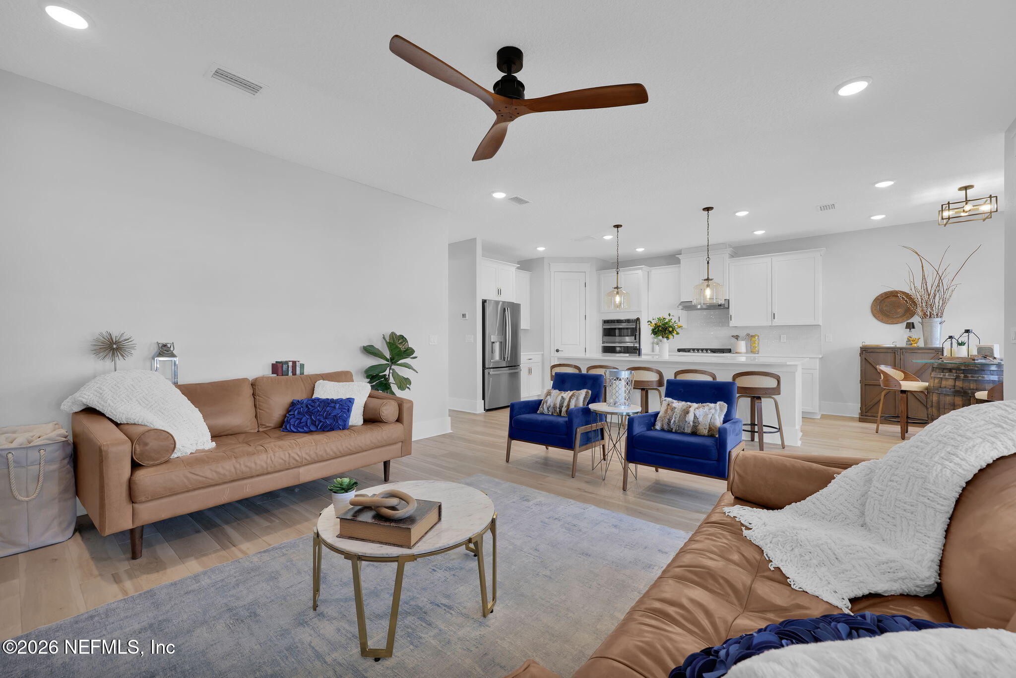 102 BLUE OAK Court