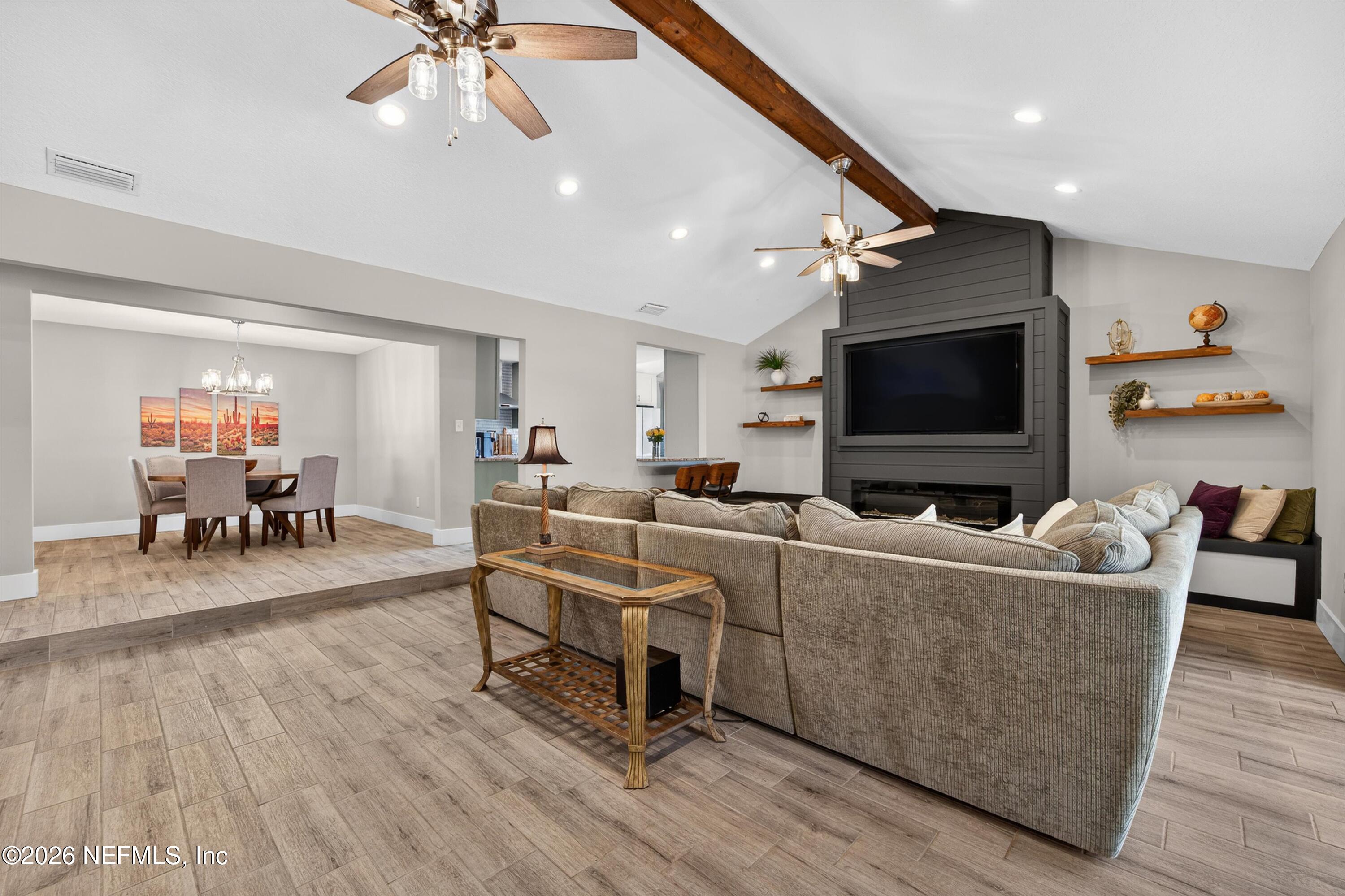 4021 FIELD BROOK Lane