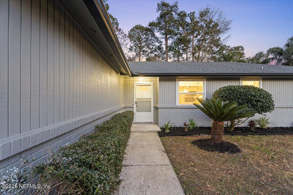 12239 GOVERNORS Drive E