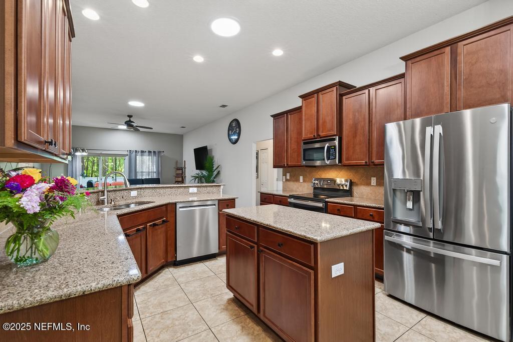 4042 TRAIL RIDGE Road