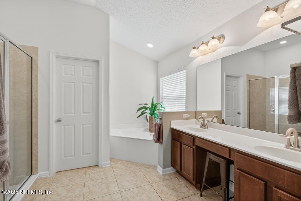 4042 TRAIL RIDGE Road