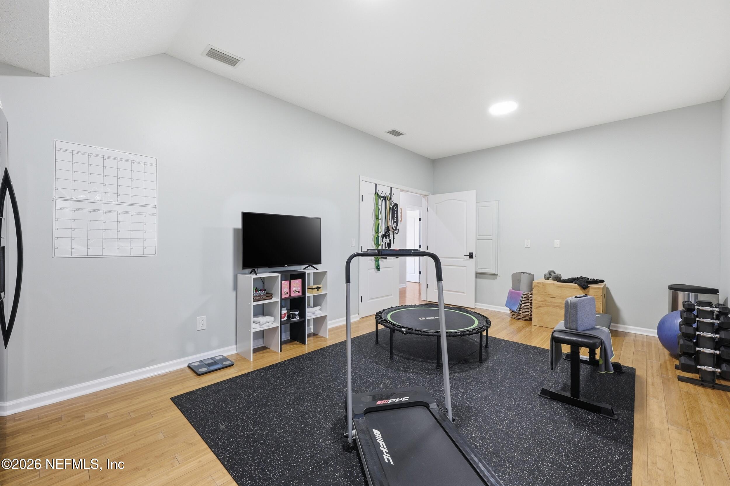 9028 HECKSCHER Drive