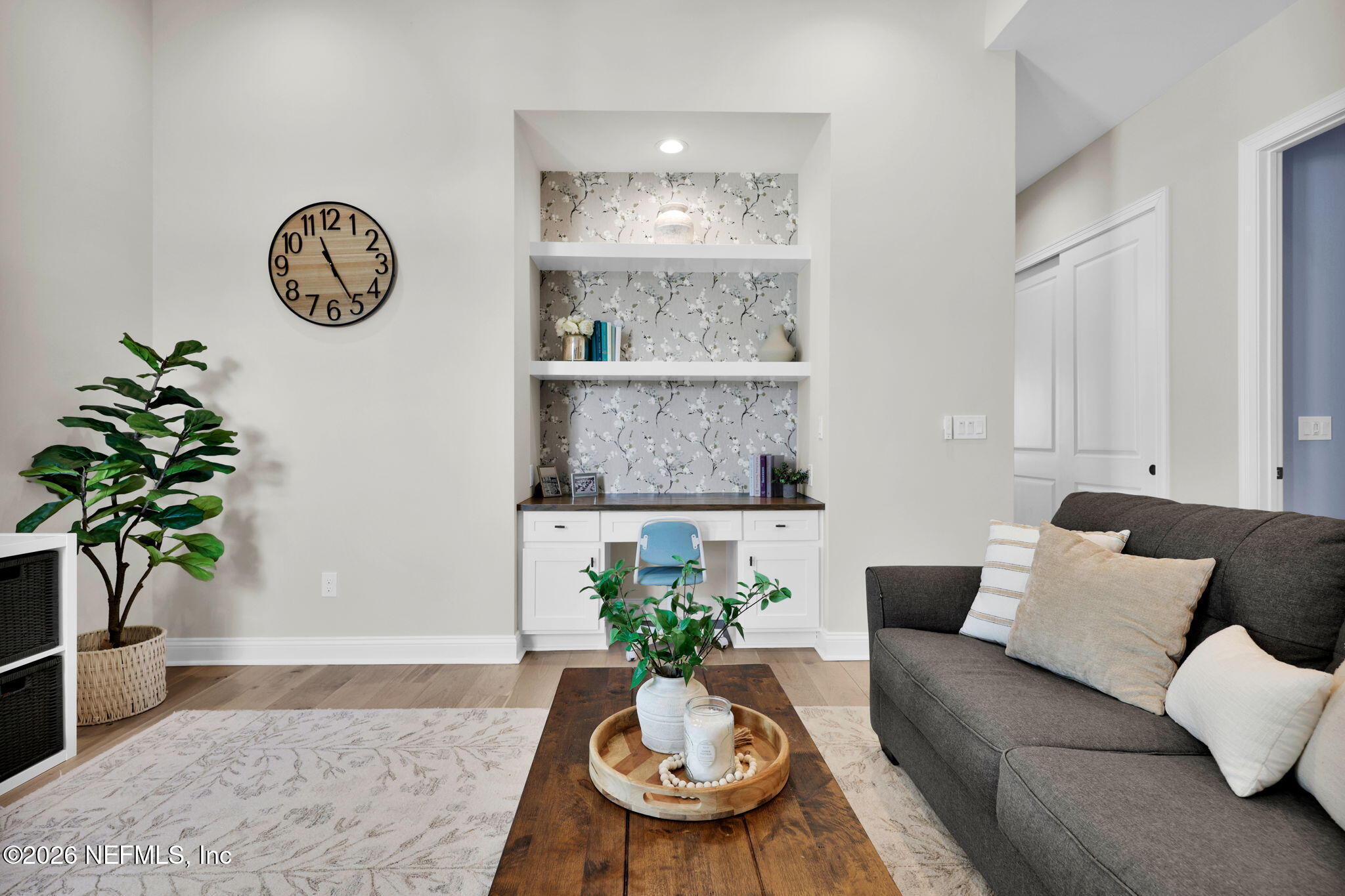 136 WINDMILL PALM Trail