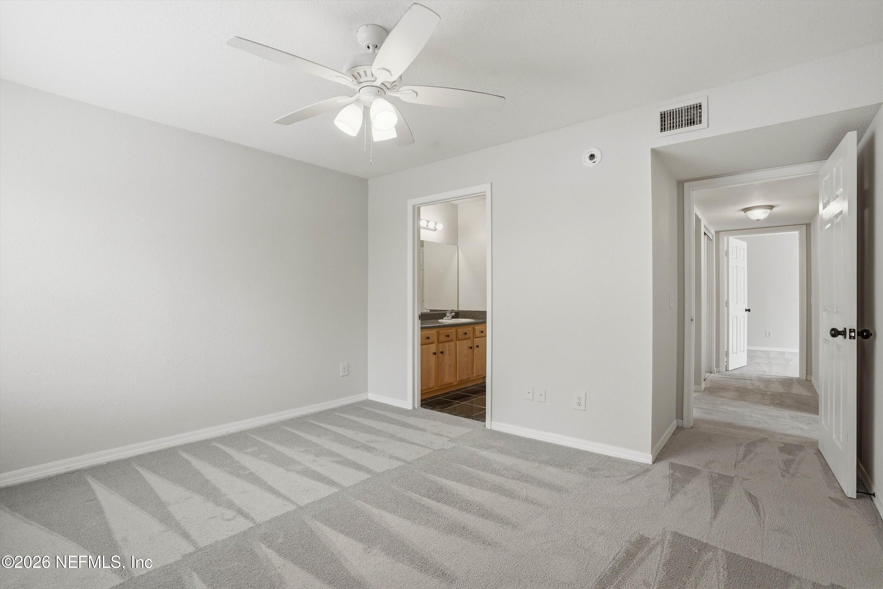 13700 RICHMOND PARK Drive N 305