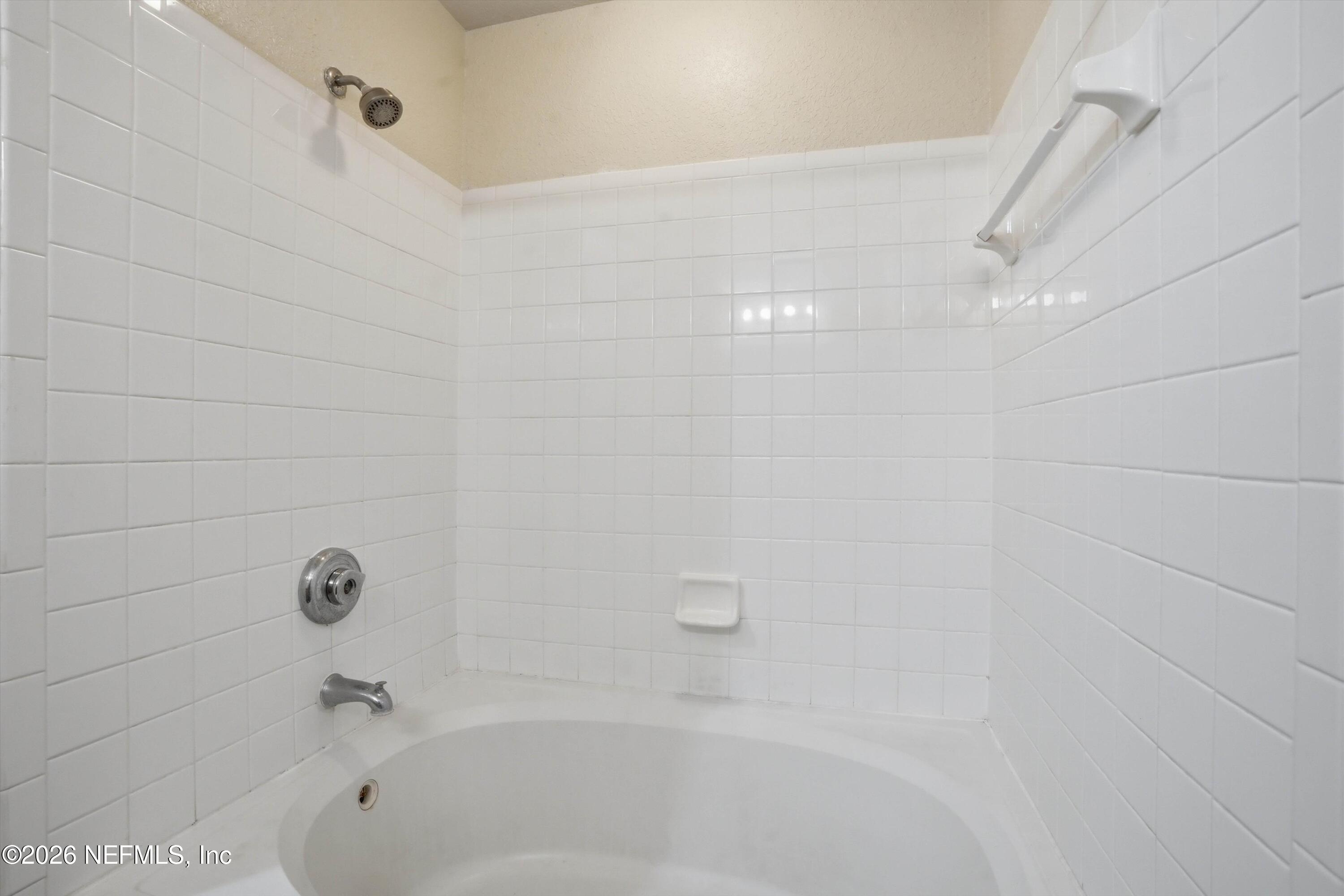 13700 RICHMOND PARK Drive N 305