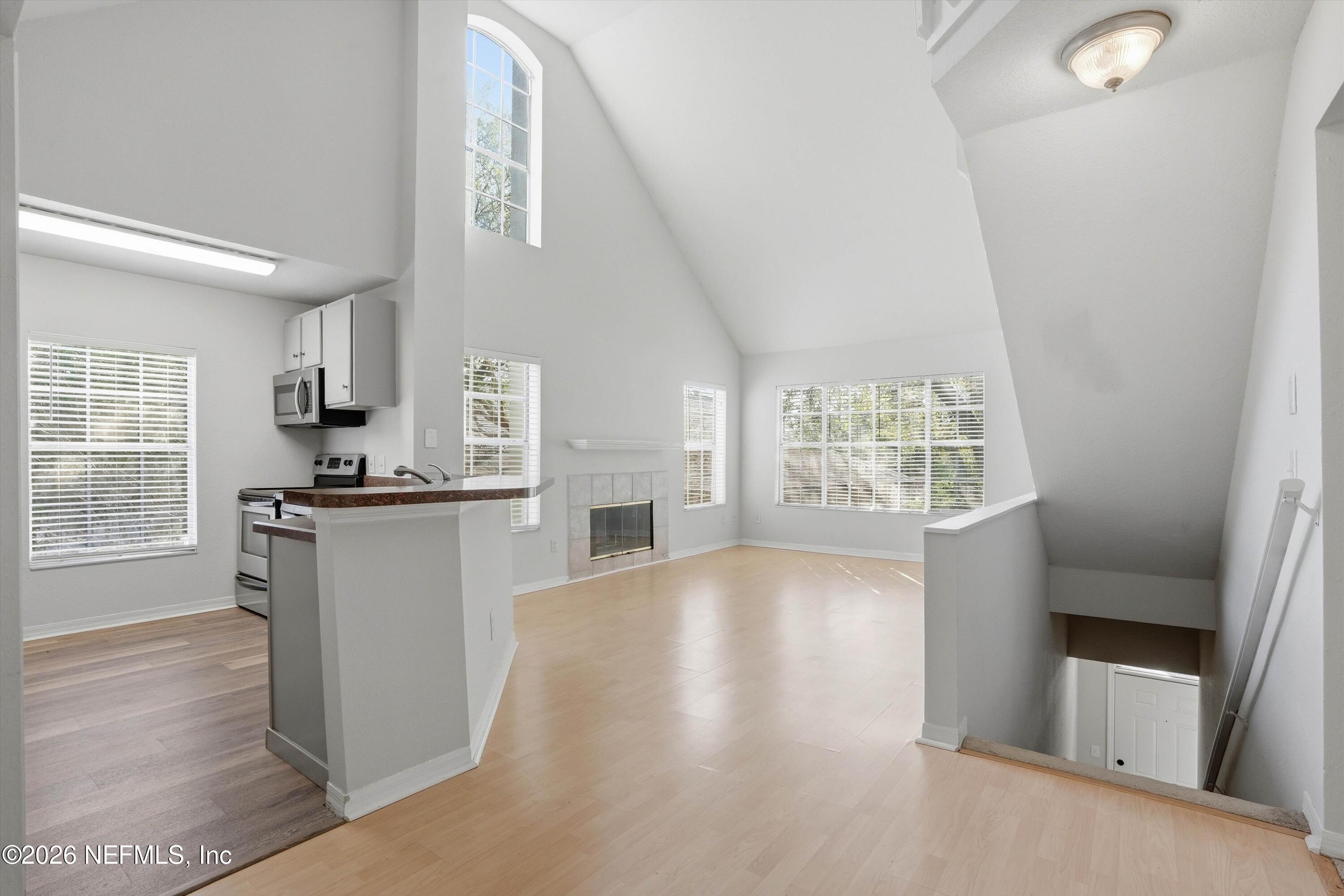 13700 RICHMOND PARK Drive N 305