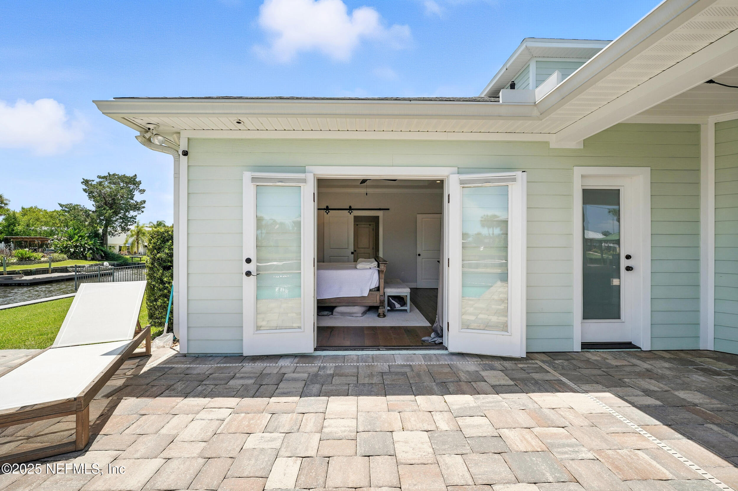 3367 ROYAL PALM Drive