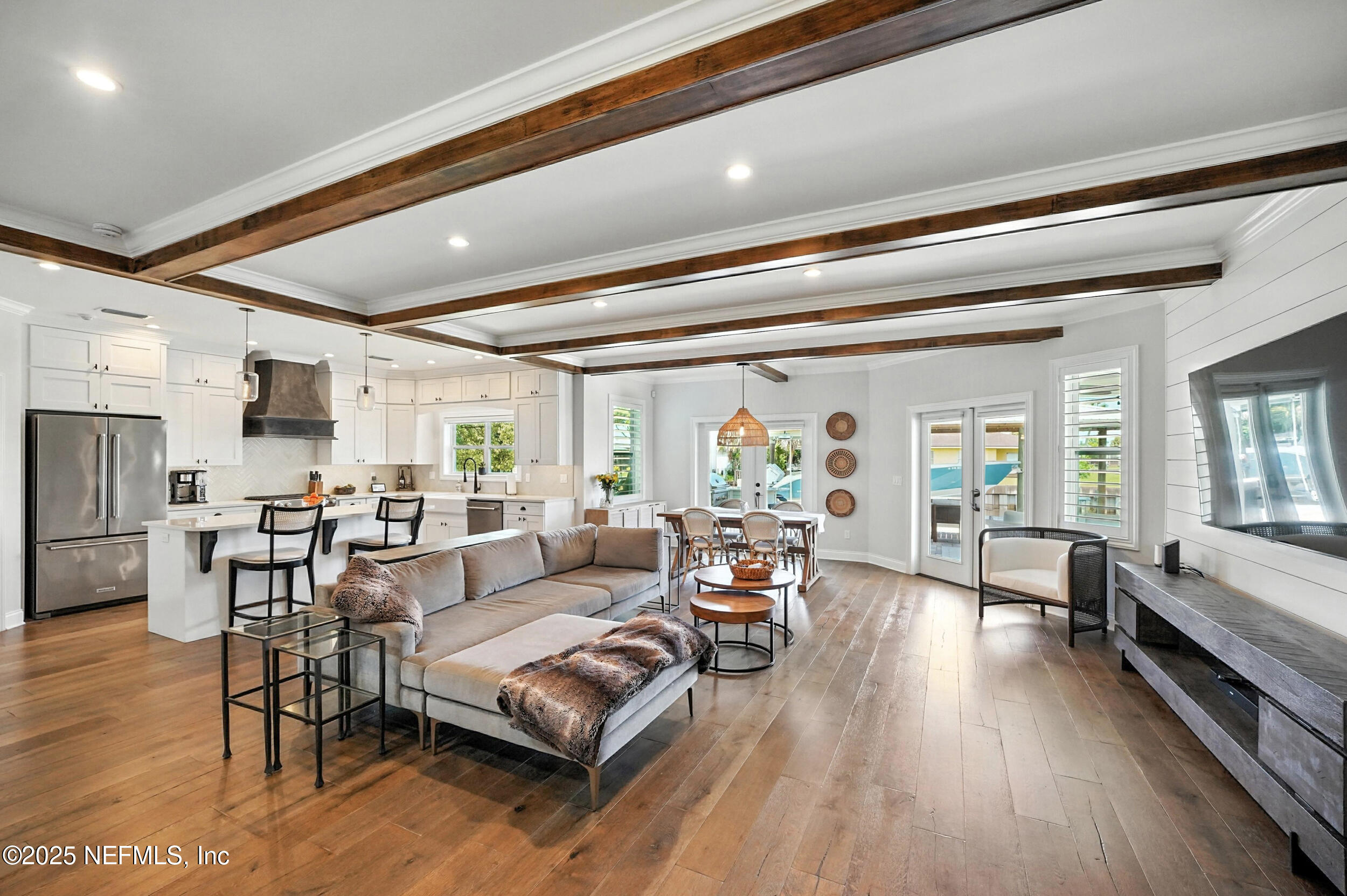 3367 ROYAL PALM Drive