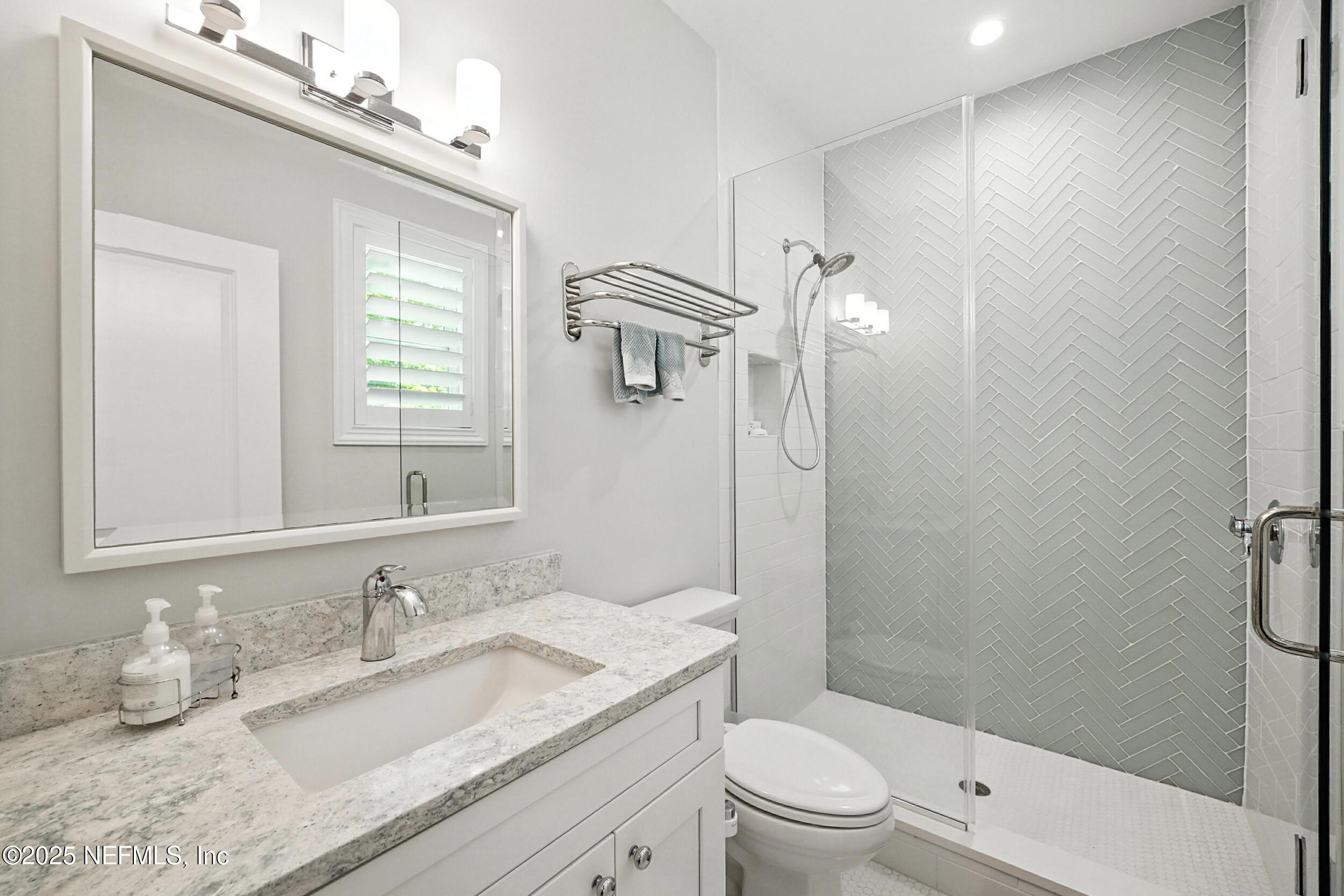 3367 ROYAL PALM Drive