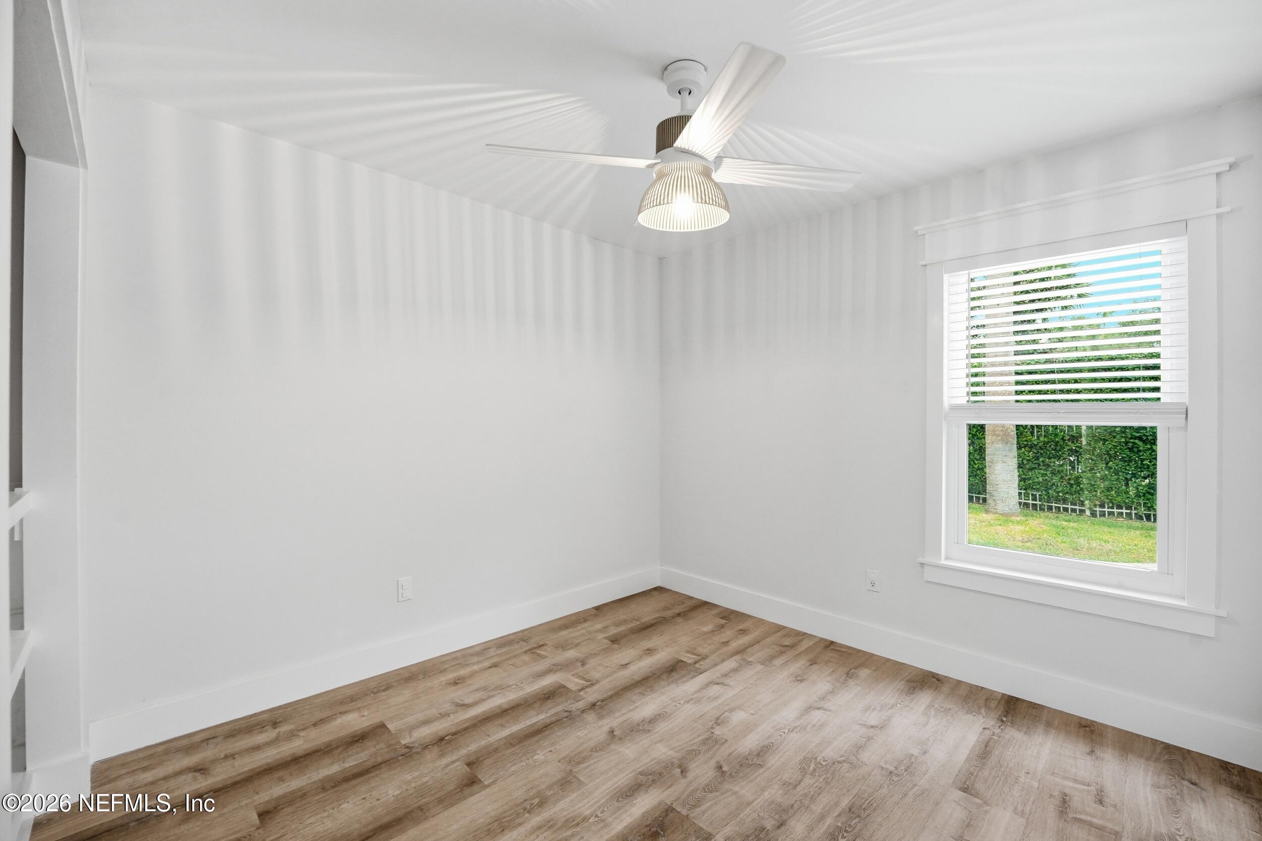 1673 LINKSIDE Court N