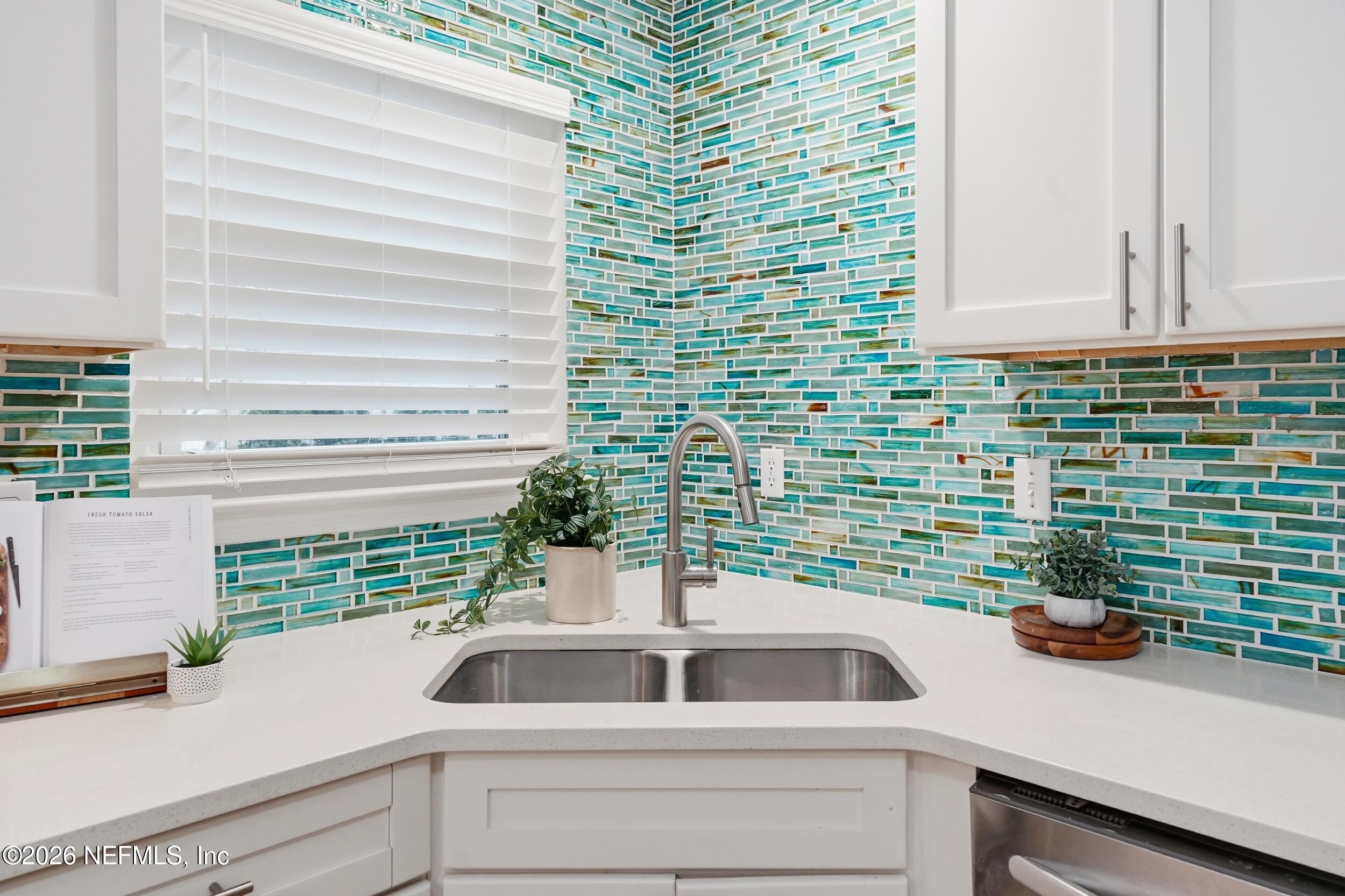 1673 LINKSIDE Court N