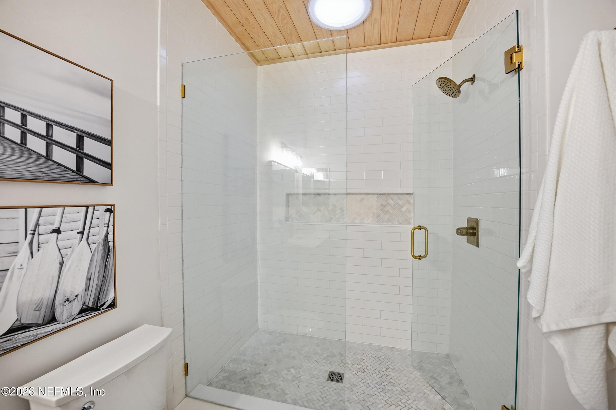 1673 LINKSIDE Court N