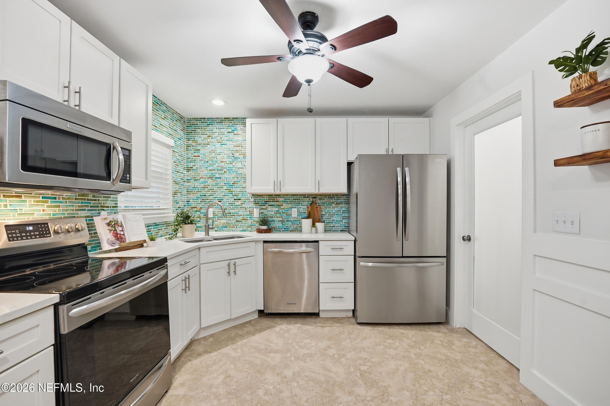 1673 LINKSIDE Court N