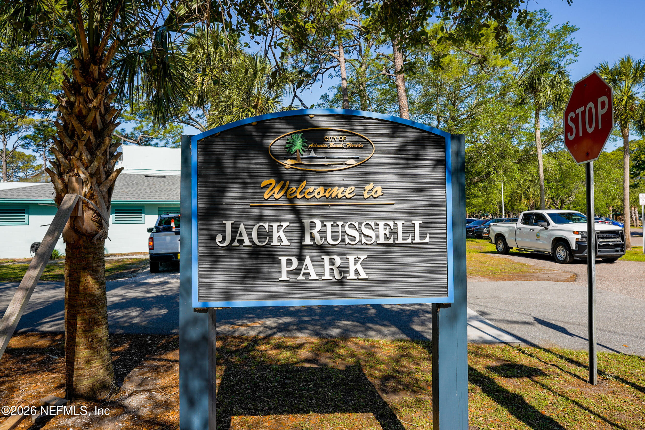 1673 LINKSIDE Court N